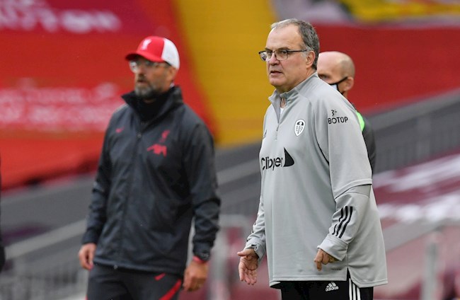 Sự táo bạo từ Marcelo Bielsa và khởi đầu đáng nhớ của Leeds United