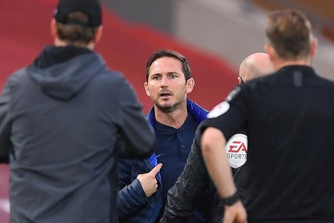 Lampard vs Klopp: Mua hay không mua thì tốt?