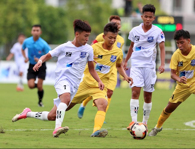 Đàn em Công Phượng rượt đuổi tỷ số ngoạn mục tại VCK Giải bóng đá vô địch U17 Quốc gia - Next Media 2020