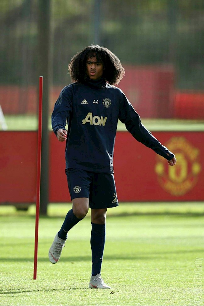 Tahith Chong