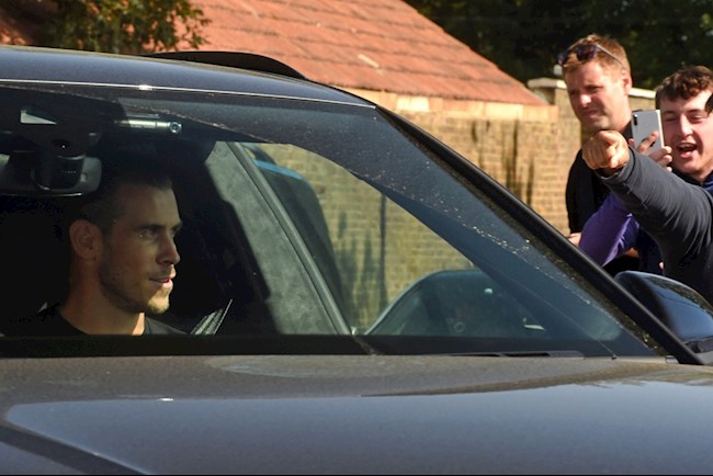 Gareth Bale đã có mặt tại London, bom tấn sắp xong