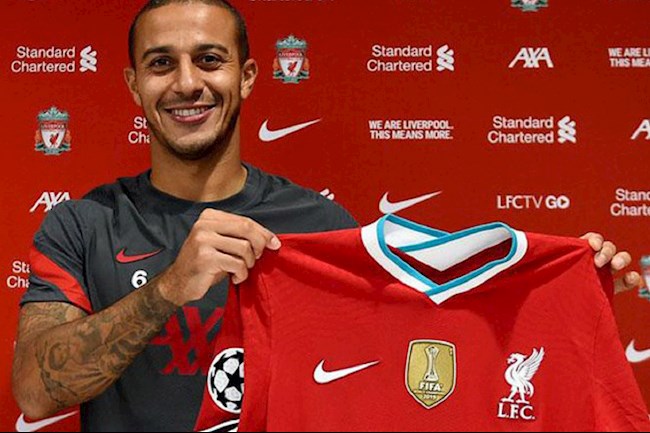 HLV Ancelloti châm chọc thương vụ gia nhập Liverpool của Thiago