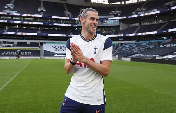 Giggs: “Bale rời Real tới Spurs là thương vụ tốt cho tất cả!”