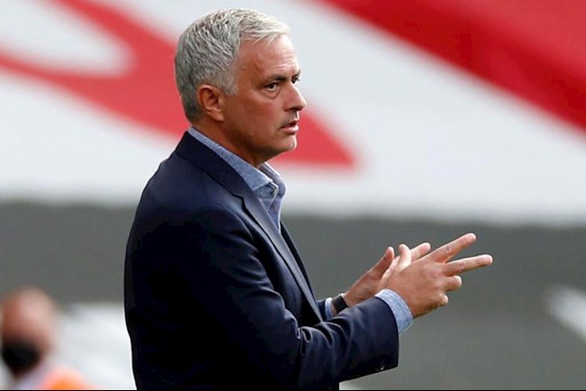 Mourinho: Zidane sẽ thấy vui khi Bale ra đi