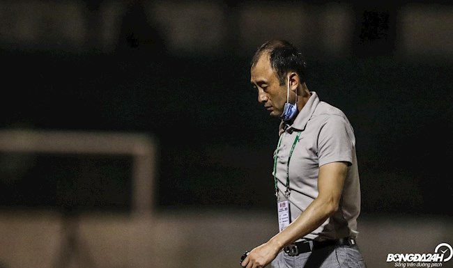 Để thua SLNA, HLV trưởng HAGL không muốn đề cập đến Công Phượng