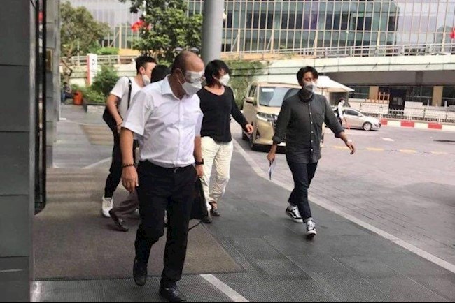 HLV Park Hang Seo tiểu phẫu chữa dứt điểm chứnghay khóc