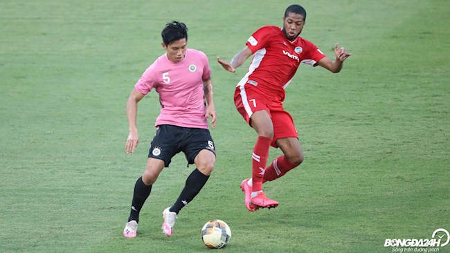 Văn Quyết đề cao đàn em Văn Hậu trước trận tứ kết cúp Quốc gia 2020