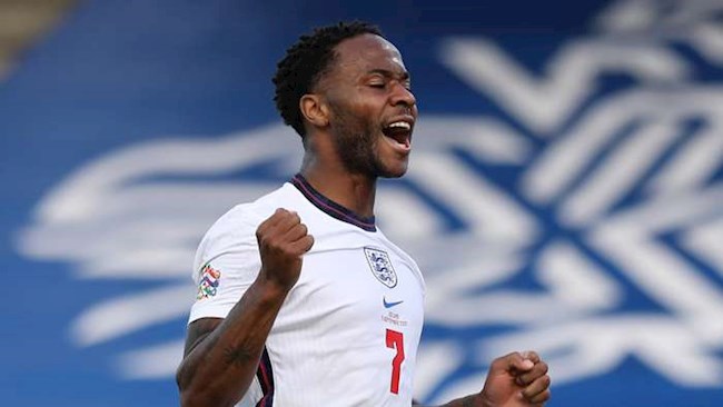 Sterling thở phào khi ĐT Anh thắng may Iceland hình ảnh