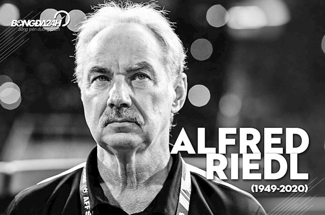 LĐBĐ Việt Nam tưởng nhớ HLV Alfred Riedl