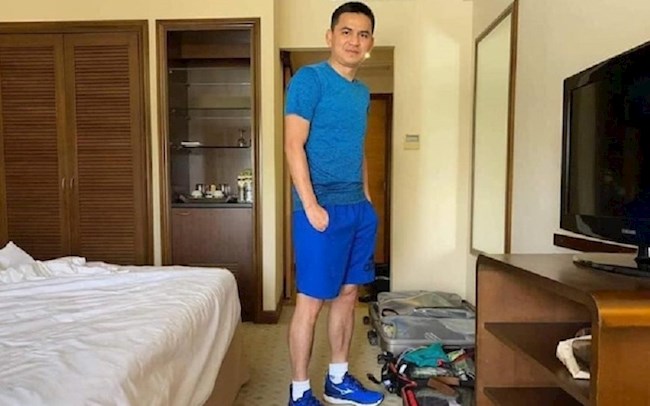 Hoàn thành việc cách ly, HLV Kiatisuk sẵn sàng ra mắt bầu Đức