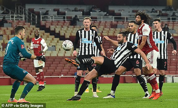 Arsenal hoàn toàn bất lực trong hiệp 1 Arsenal hoàn toàn bất lực trong hiệp 1