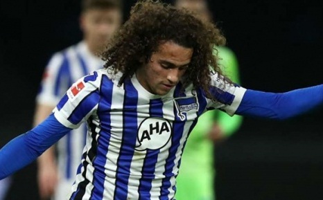 Arsenal gặp khó trong việc thanh lý tiền vệ Matteo Guendouzi hình ảnh