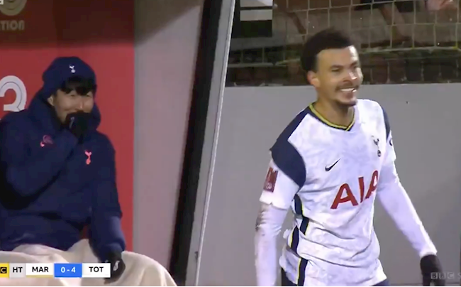 Tiền vệ Dele Alli: Cùng chiêm ngưỡng Dele Alli - một trong những tiền vệ tài năng nổi bật của giải bóng đá Anh. Anh chàng này luôn thu hút sự chú ý của người hâm mộ bằng kỹ năng và tốc độ di chuyển của mình trên sân cỏ. Hãy xem những pha bóng nghệ thuật của Dele Alli ngay hôm nay.