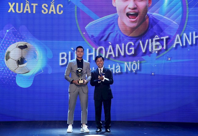 Bùi Hoàng Việt Anh