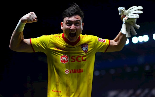 Thủ môn Đặng Văn Lâm bị công kích bởi fan cuồng Thái Lan