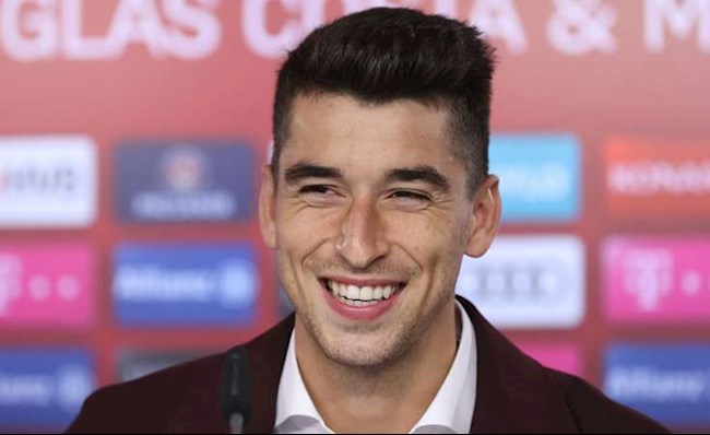 Gặp khó khăn, Marc Roca vẫn quyết ở lại Bayern hình ảnh