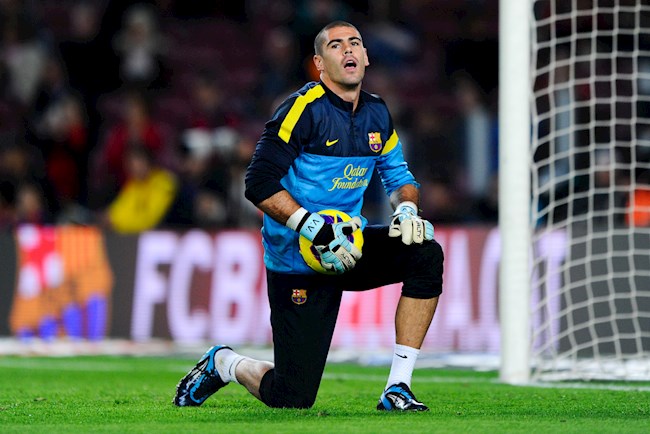 Có ai biết Victor Valdes giờ ra sao không?