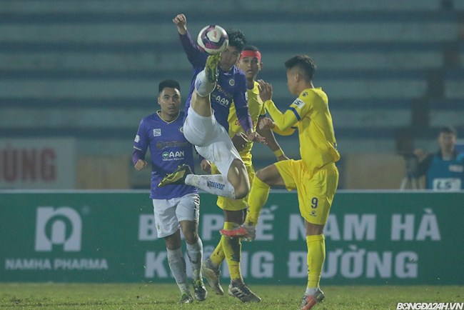 Sao U22 Việt Nam chỉ ra cách Nam Định bắt bài Hà Nội FC hình ảnh