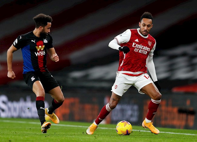 Thủ quân Aubameyang vẫn kém cỏi như mọi khi