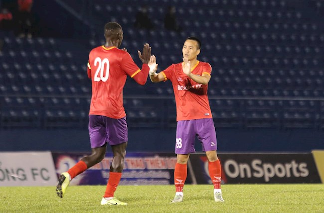 Tô Văn Vũ buồn vui lẫn lộn sau bàn thắng như Ronaldo hình ảnh Tô Văn Vũ buồn vui lẫn lộn sau bàn thắng như Ronaldo hình ảnh