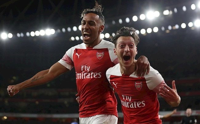 Tiền đạo Aubameyang có thể trở thành Mesut Ozil phiên bản 20 hình ảnh