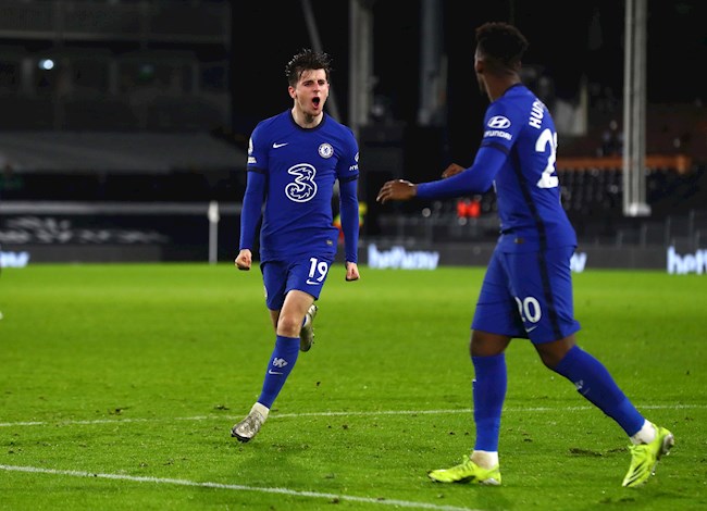 Mason Mount (số 19) đem về bàn duy nhất cho Chelsea