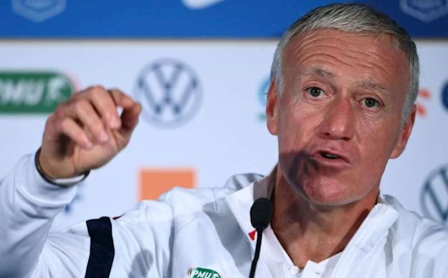 HLV ĐT Pháp: “Có Benzema hay không, không quan trọng!”