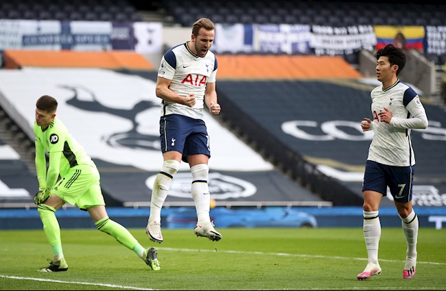 Xé lưới Leeds Utd, Harry Kane thiết lập hàng loạt kỉ lục khủng