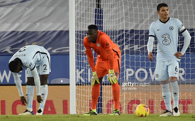 Chelsea thua thảm Leicester