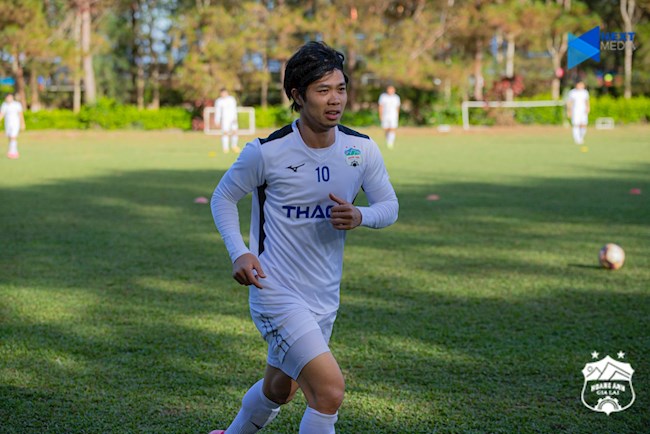 Công Phượng mắc lỗi tày đình, gây ấn tượng xấu với Kiatisuk hình ảnh