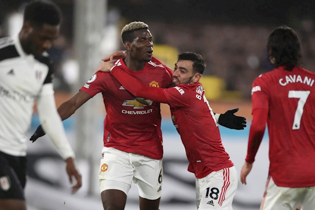 Pogba ghi bàn đẹp, đem về chiến thắng ngược cho MU