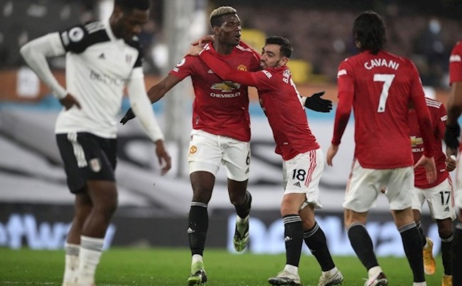 Rio Ferdinand giải thích màn lột xác ngoạn mục của Paul Pogba