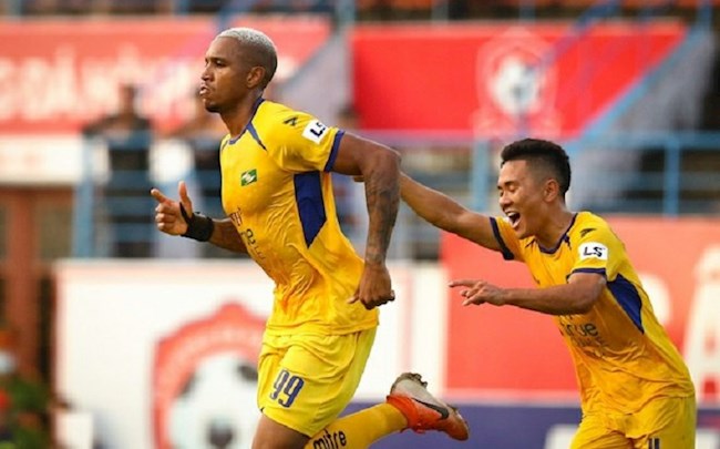 Filipe Martin khiến BHL SLNA thêm khó xử hình ảnh