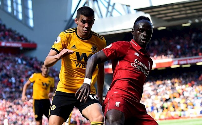 Trung vệ Conor Coady có câu trả lời cho Liverpool hình ảnh