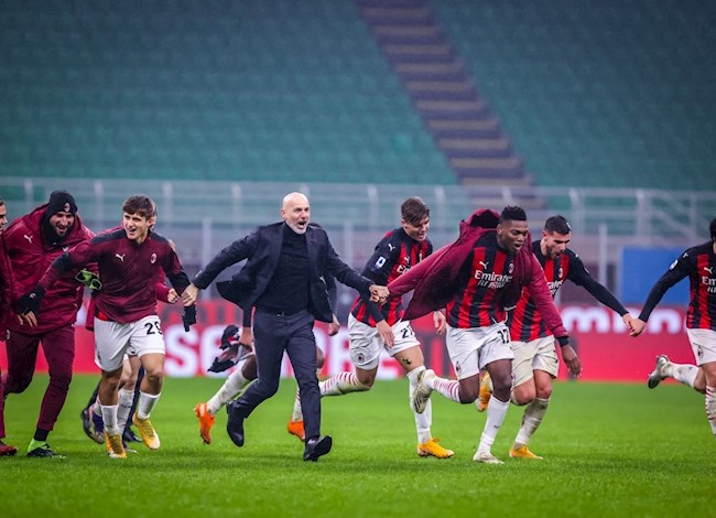 Dưới sự dẫn dắt của Stefano Pioli, AC Milan đã bay cao với những đấu pháp nào?