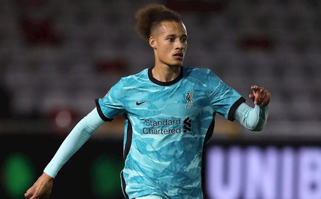 Rhys Williams mắc sai lầm trước MU