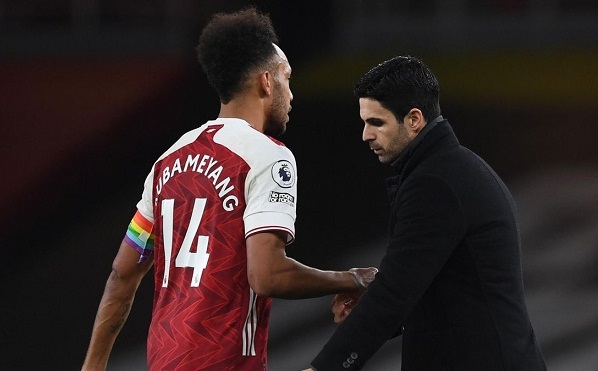 Arsenal mất tiền đạo Aubameyang ở đại chiến MU hình ảnh Arsenal mất tiền đạo Aubameyang ở đại chiến MU hình ảnh