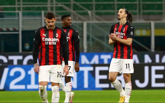 Thua hai trận liên tiếp, chuyện gì đã xảy ra với AC Milan? (P2)