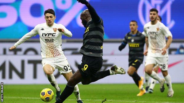 Video Kết quả Inter Milan vs Benevento clip Serie A 2021 hình ảnh