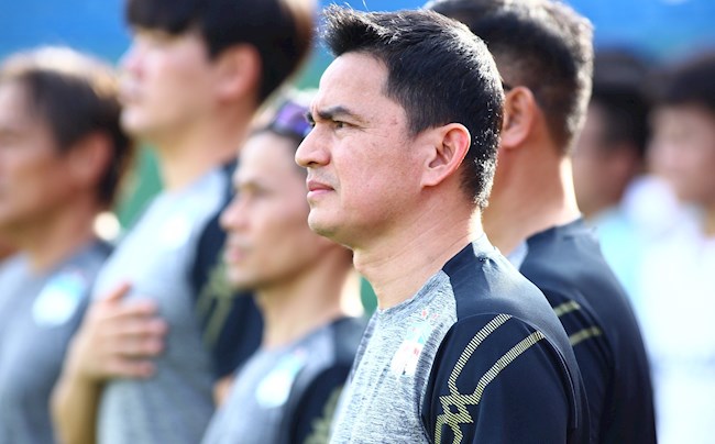 Báo Thái Lan tin tưởng Kiatisuk sẽ nâng tầm lứa Công Phượng