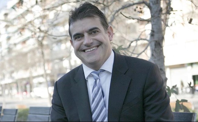 Lluis Fernandez Lluis Fernandez