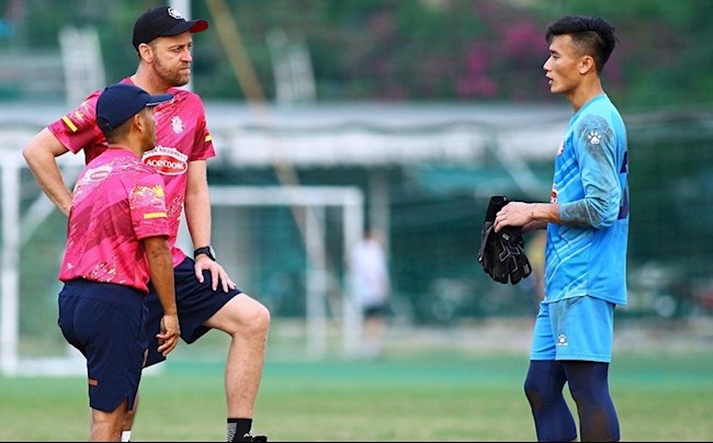 Bùi Tiến Dũng tiếp tục vắng mặt ở trận gặp CLB Hà Nội hình ảnh