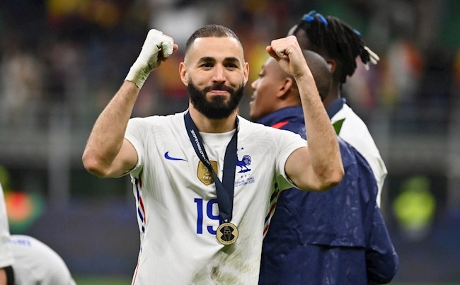 Benzema tiết lộ lý do lập siêu phẩm