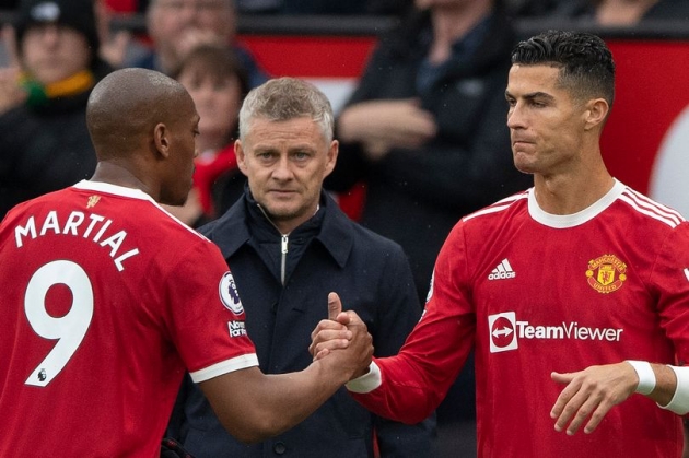 Bryan Robson tin tưởng MU sẽ vượt khó thành công