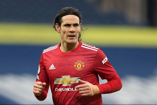 Cavani đang ngồi dự bị ở MU