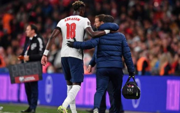 Tammy Abraham dính chấn thương Tammy Abraham dính chấn thương