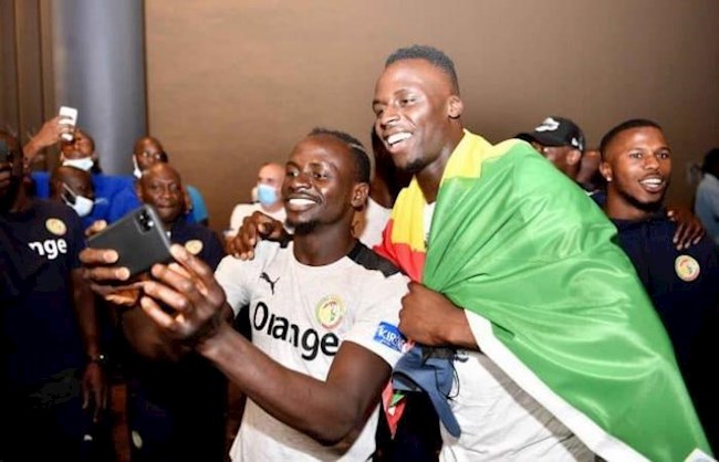 Mane và Mendy là đồng đội ở tuyển Senegal