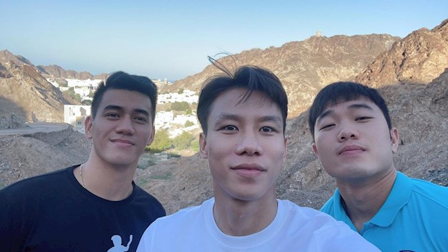 ĐT Việt Nam thăm thú tại Oman trước ngày về nước