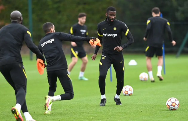 Antonio Rudiger đã trở lại tập luyện bình thường