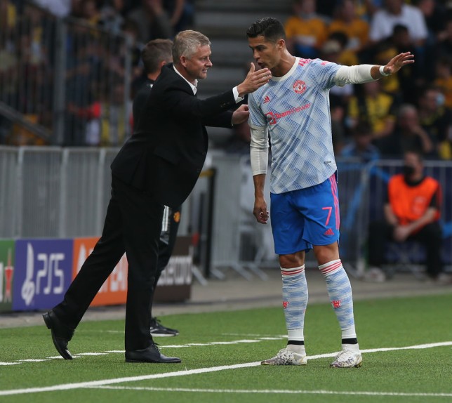 Solskjaer phủ nhận việc Ronaldo thay đổi lối chơi của MU